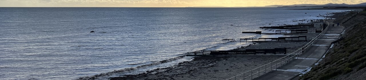criccieth west beach