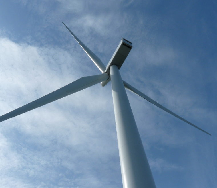 offshore-wind-turbine-from-below-1280x280.jpg